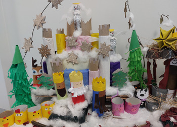 Klasa III ze Szkoły Podstawowej w Nieparcie